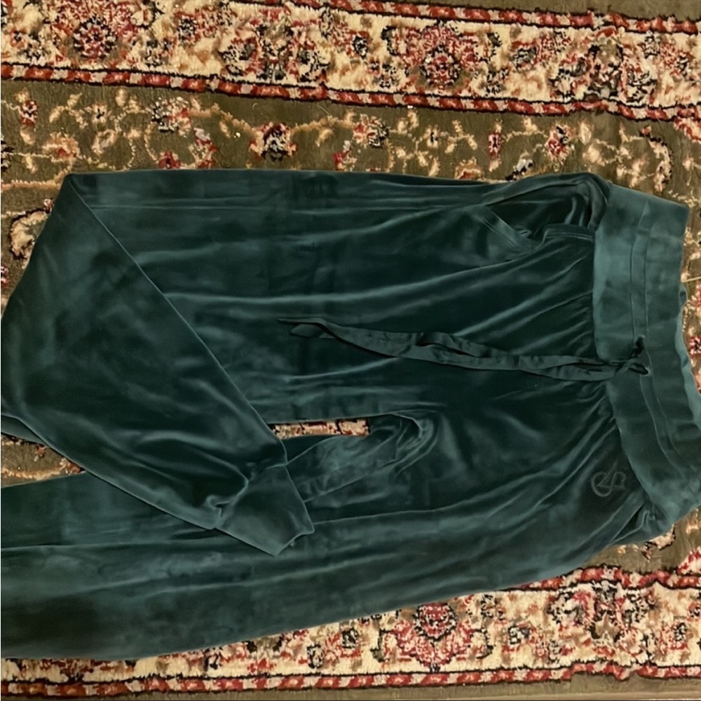 VS velour soft pants